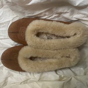 UGG Slippers$25